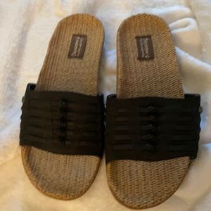 Bear paw sandals